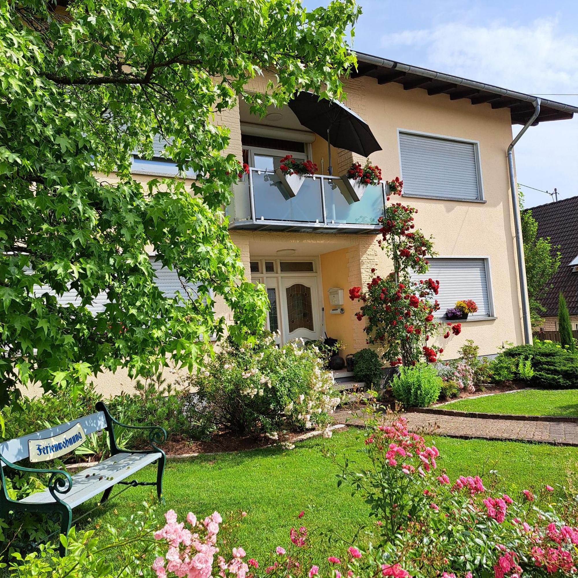 Ferienwohnung Kirsch ザンクト・ヴェンデル エクステリア 写真